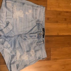 size 9 women’s jean shorts